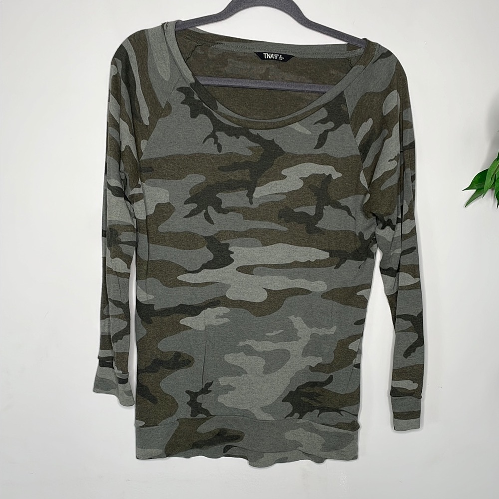 TNA Green Fitted 3/4 Camo Sleeve Sweatshirt